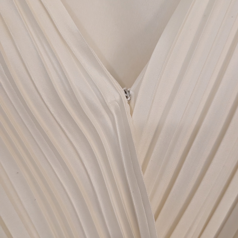 Japna Cream Pleated V-Neck Blouse - Picture 4 of 7